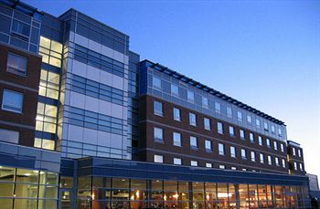 Durham College/Uoit Residence - South Village Oshawa Exterior photo